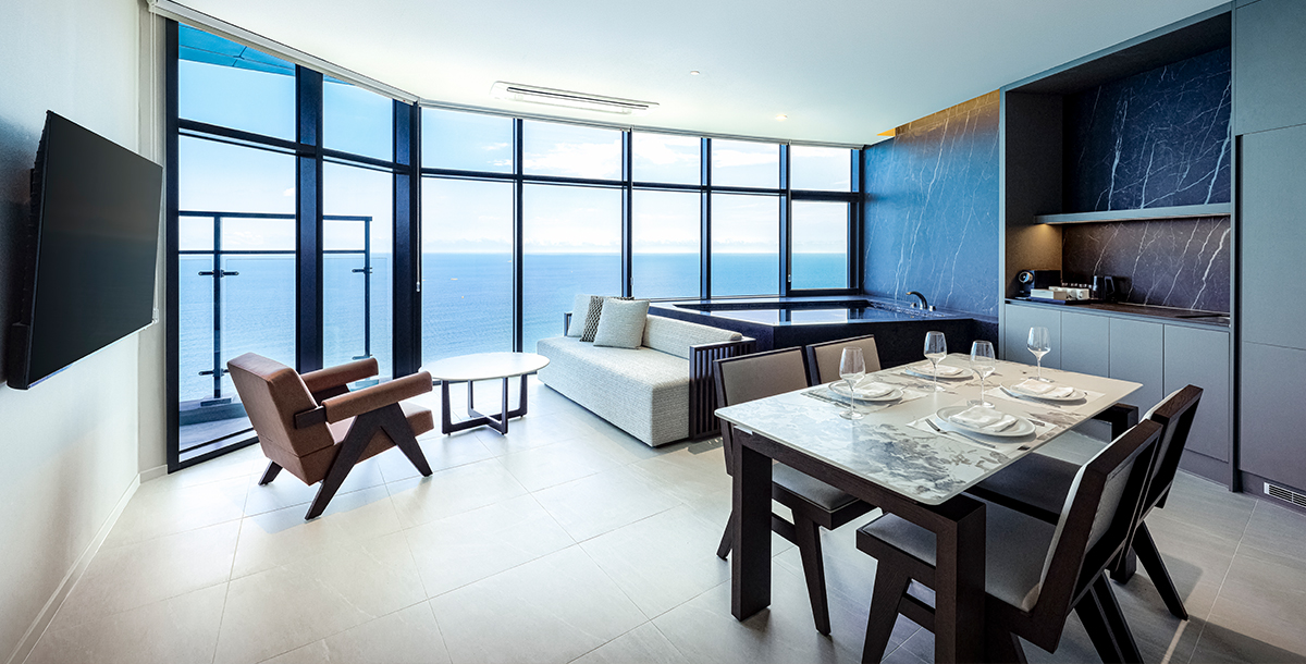 Two Bedroom Spa Suite 이미지